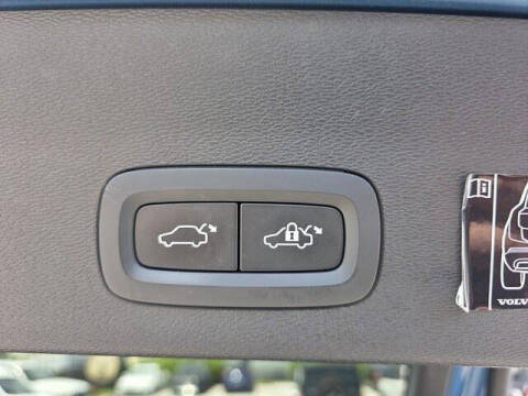 2022 Volvo C40 Recharge Pure Electric P8