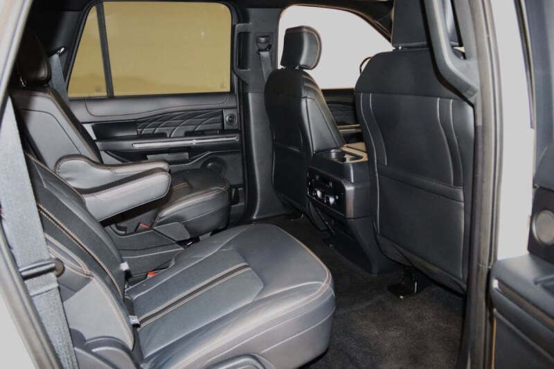 2023 Ford Expedition MAX Platinum