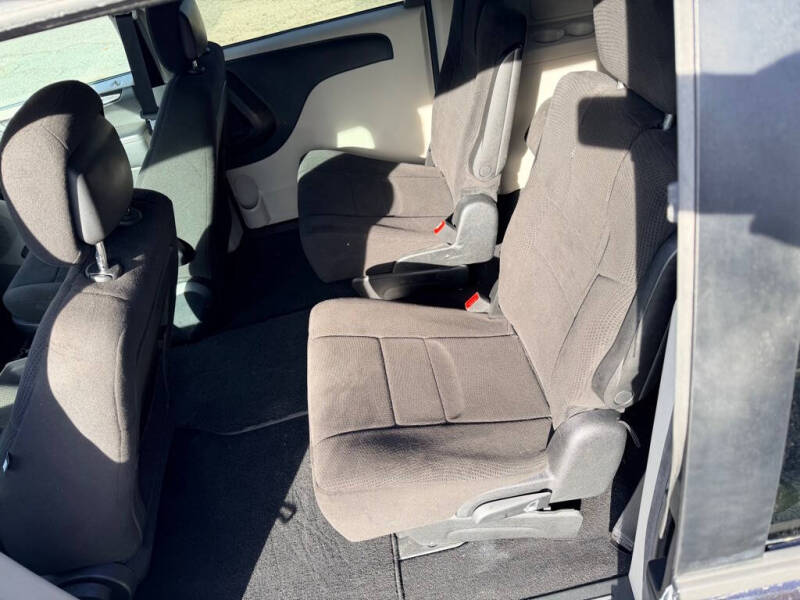 2013 Dodge Grand Caravan American Value Package