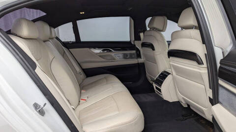 2017 BMW 7 Series 750i