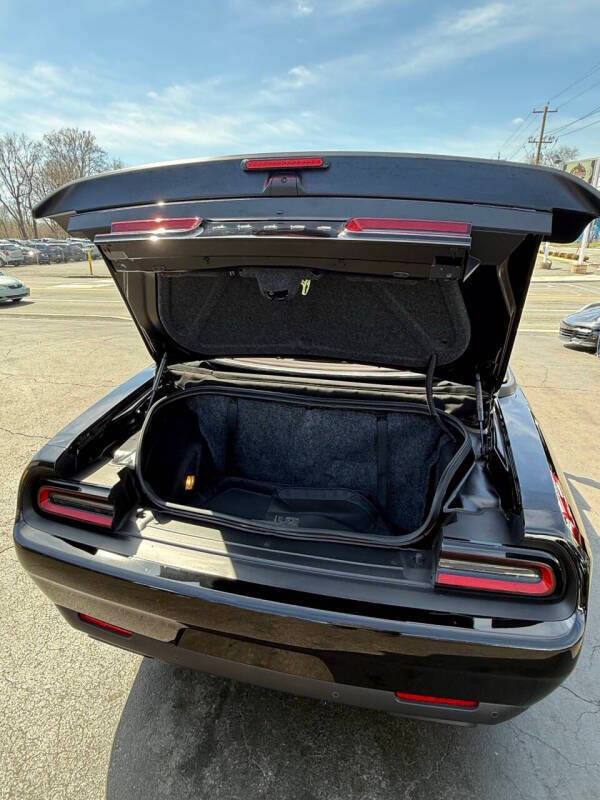 2023 Dodge Challenger SRT - Photo 22