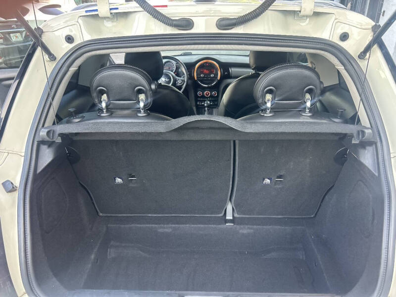 2016 MINI Hardtop 2 Door Cooper