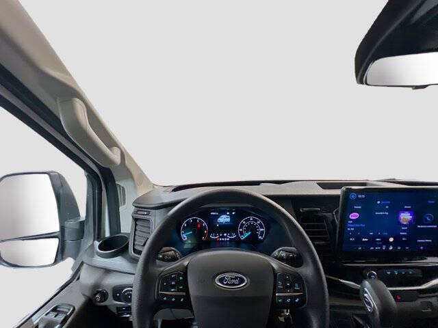 2024 Ford Transit 350 XLT