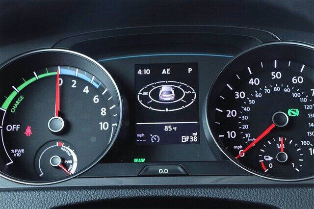 2015 Volkswagen e-Golf SEL Premium