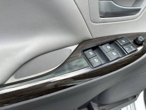 2017 Toyota Sienna