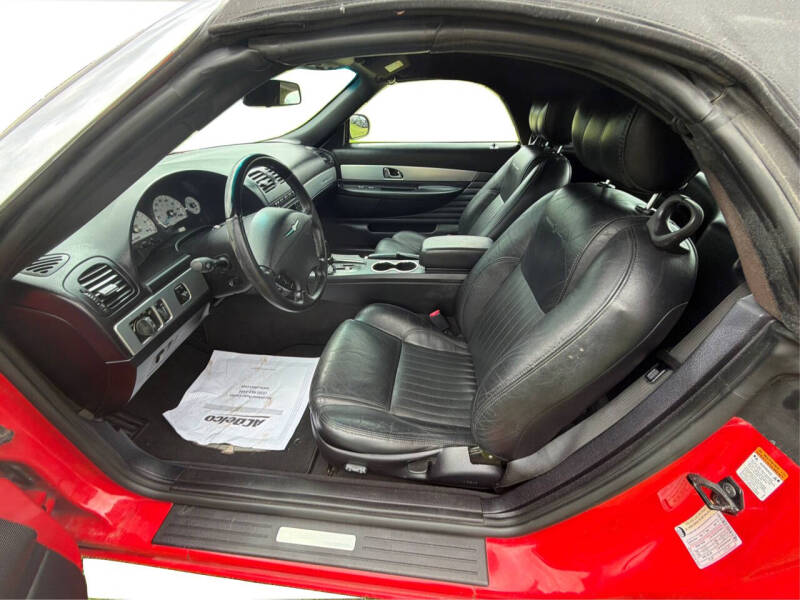 2005 Ford Thunderbird Deluxe