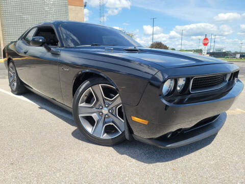 2012 Dodge Challenger for sale at Sinclair Auto Inc. in Pendleton IN