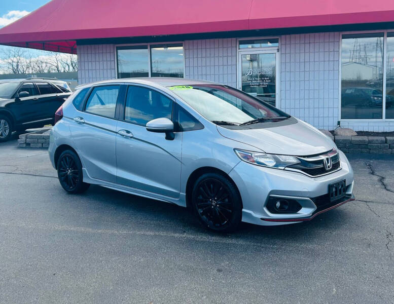 2018 Honda Fit for sale at Everyone's Financed At Borgman - BORGMAN OF HOLLAND LLC in Holland MI