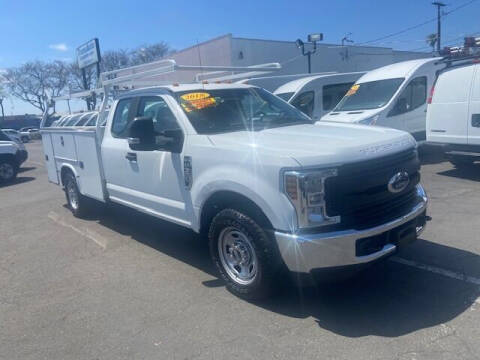 2018 Ford F-350 Super Duty for sale at Auto Wholesale Company in Santa Ana CA