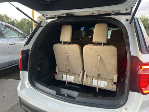 2016 Ford Explorer