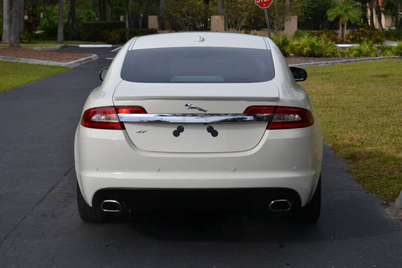2010 Jaguar XF