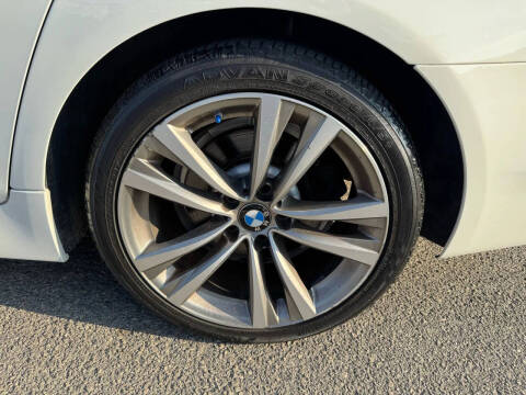 2016 BMW 5 Series 528i