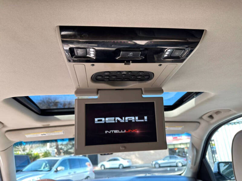 2015 GMC Yukon Denali