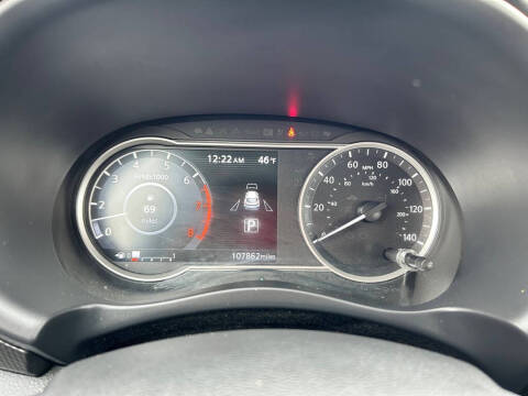 2020 Nissan Kicks SV