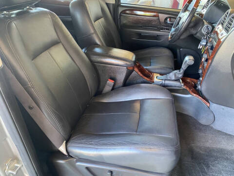 2005 GMC Envoy Denali