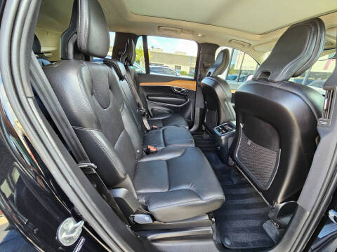 2025 Volvo XC90 B6 Plus Bright Theme 7P