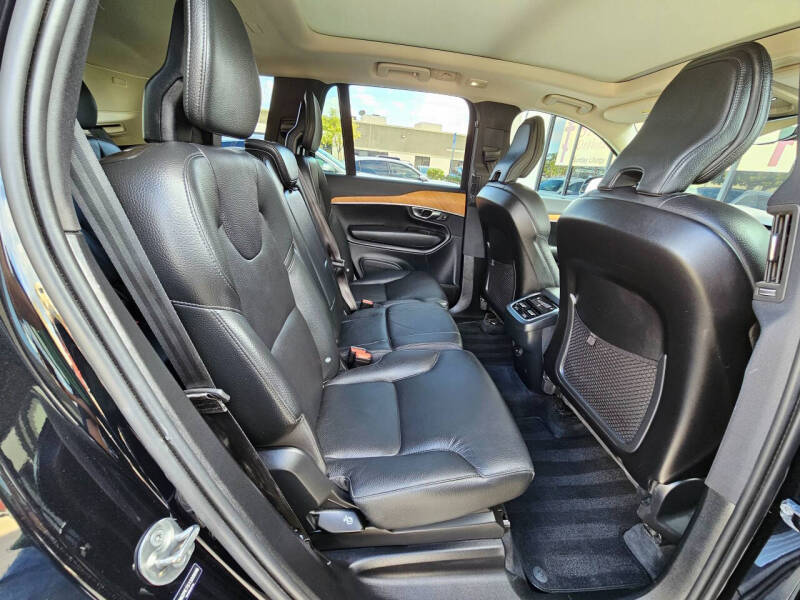 2025 Volvo XC90 B6 Plus Bright Theme 7P