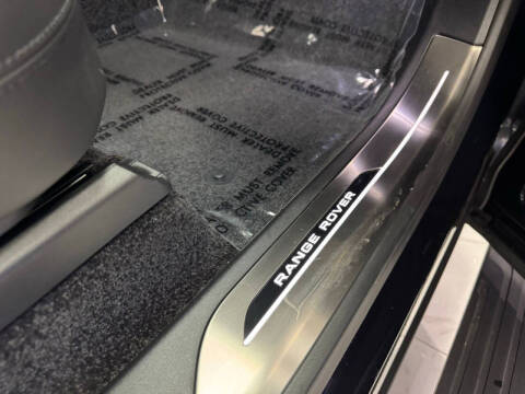 2025 Land Rover Range Rover P400 SE