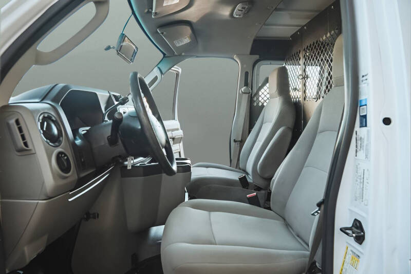 2013 Ford E-Series E-150