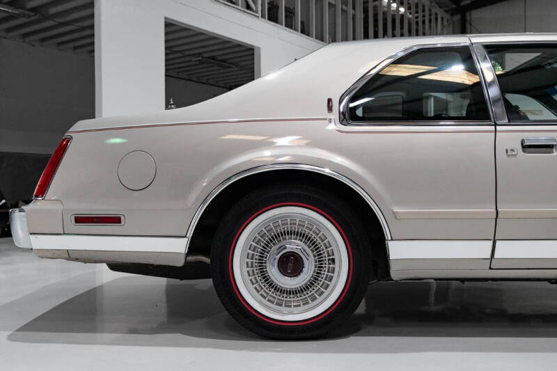 1990 Lincoln Mark VII Bill Blass