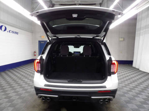2025 Ford Explorer Platinum