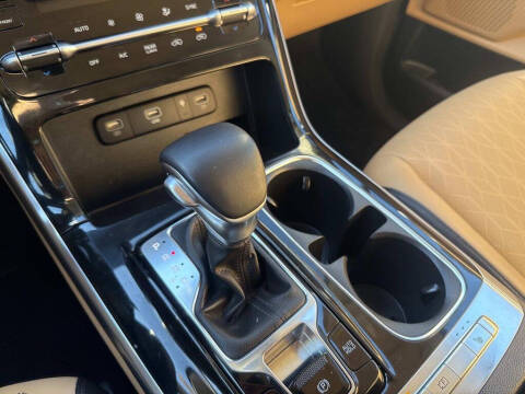 2023 Kia Carnival EX