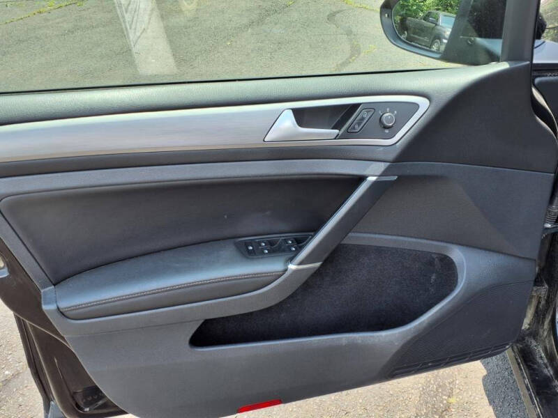 2017 Volkswagen Golf