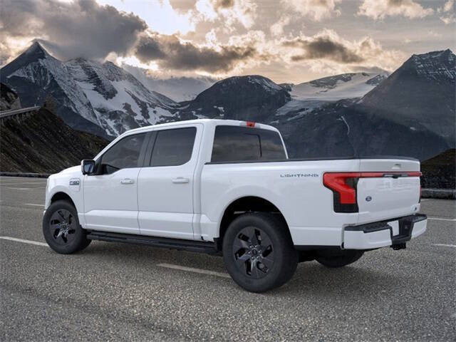 2025 Ford F-150 Lightning Lariat
