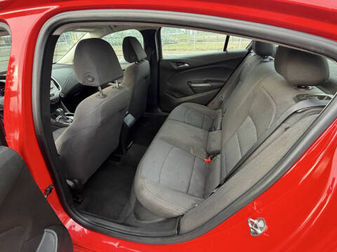 2018 Chevrolet Cruze LS Auto