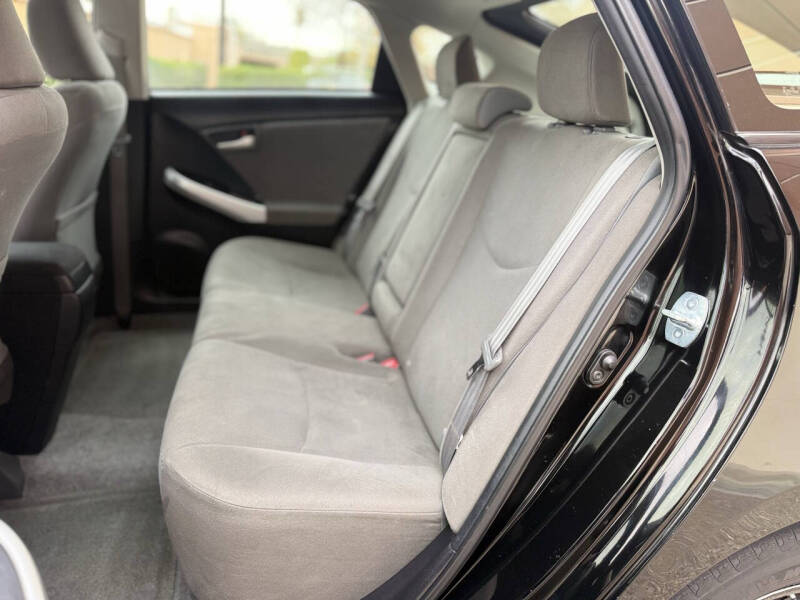2015 Toyota Prius Two
