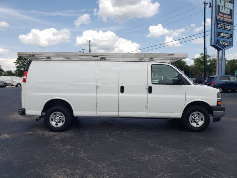 2022 Chevrolet Express 3500