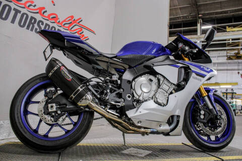 2016 Yamaha YZF-R1
