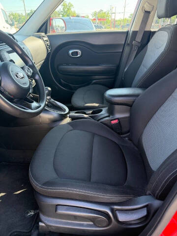 2018 Kia Soul +