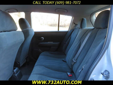 2011 Nissan Versa 1.8 S