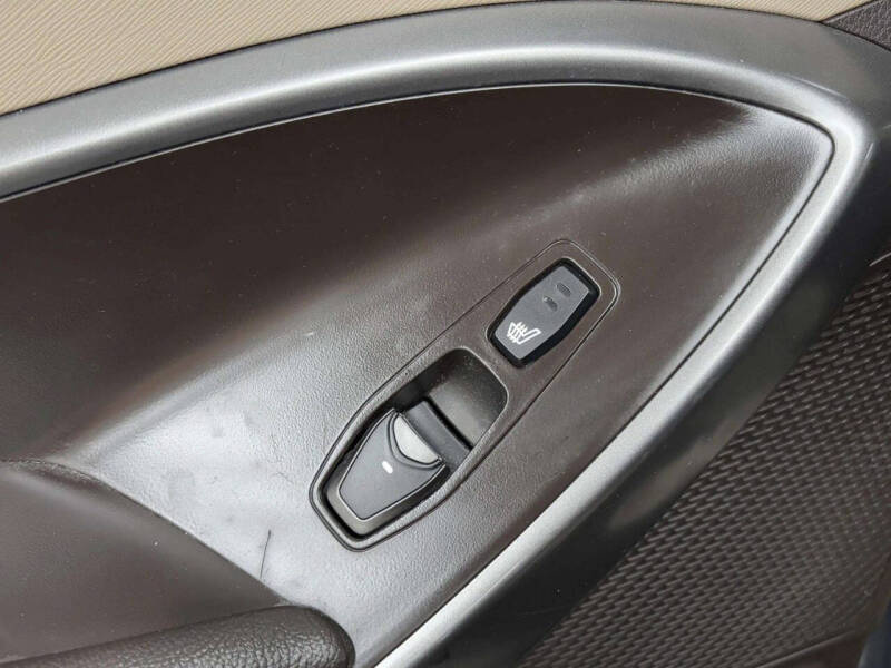 2017 Hyundai Santa Fe Sport 2.0T Ultimate