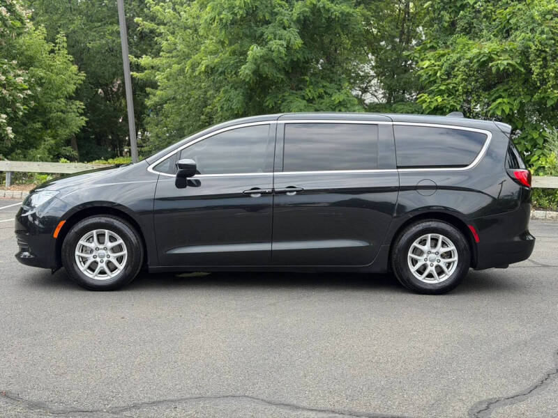 2017 Chrysler Pacifica Touring