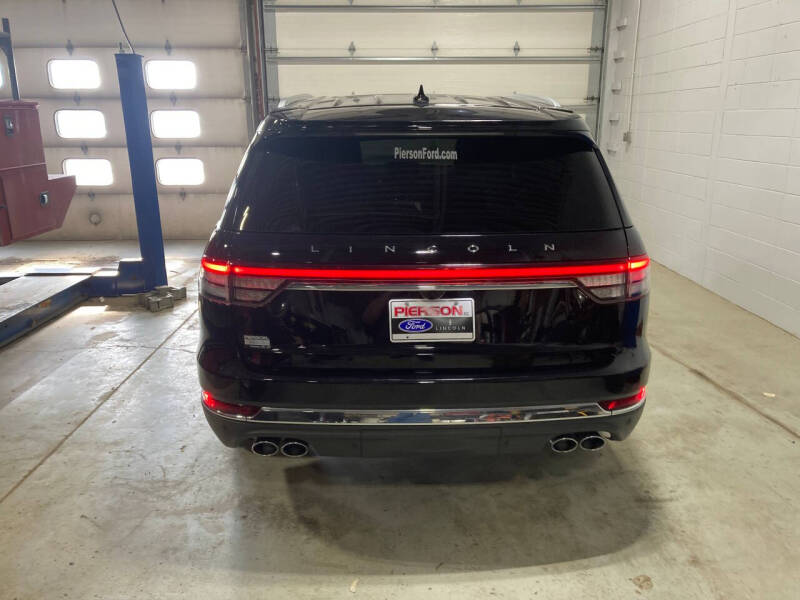 2022 Lincoln Aviator Standard