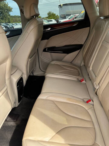 2017 Lincoln MKC Select