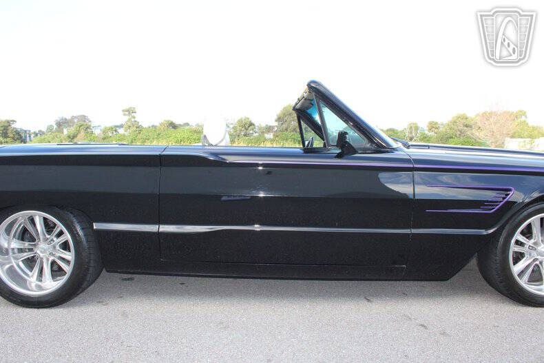 1964 Ford Thunderbird