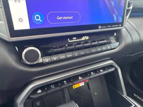 2023 Toyota Sequoia SR5