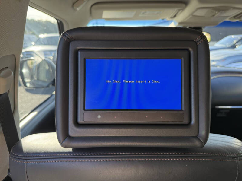 2017 Nissan Armada Platinum