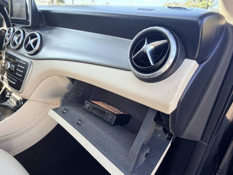 2015 Mercedes-Benz GLA GLA 250