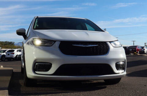 2023 Chrysler Pacifica Touring L