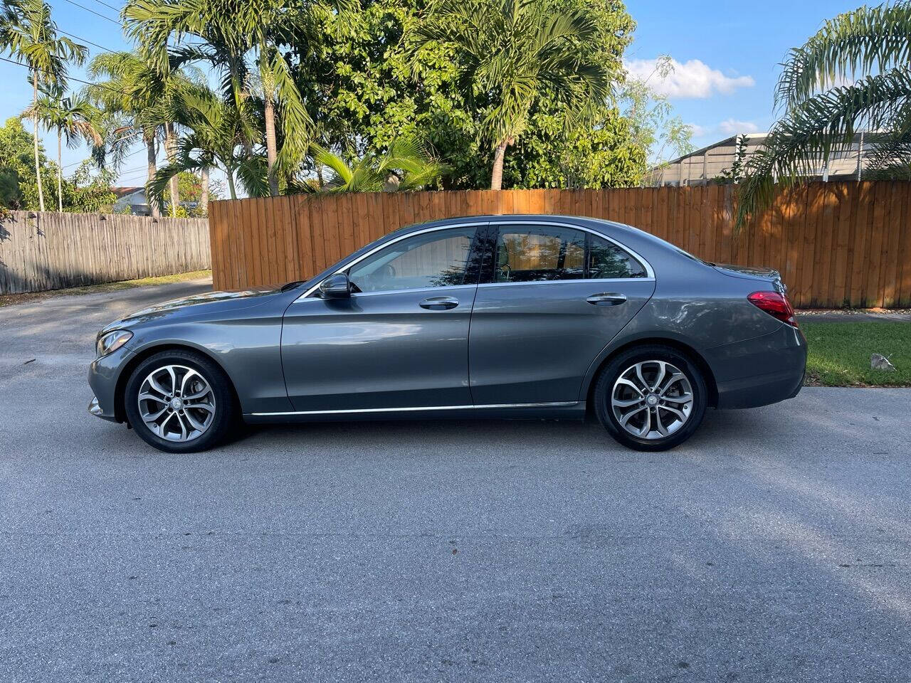 2017 Mercedes-Benz C-Class  - $16,325