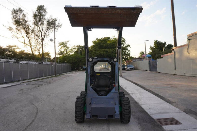 2018 John Deere 316gr