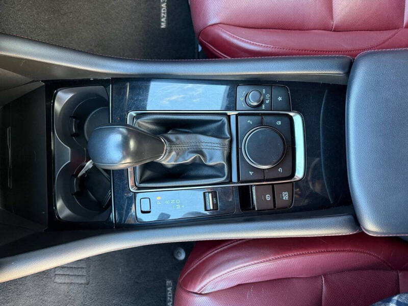 2024 Mazda Mazda3 Hatchback 2.5 S Carbon Edition