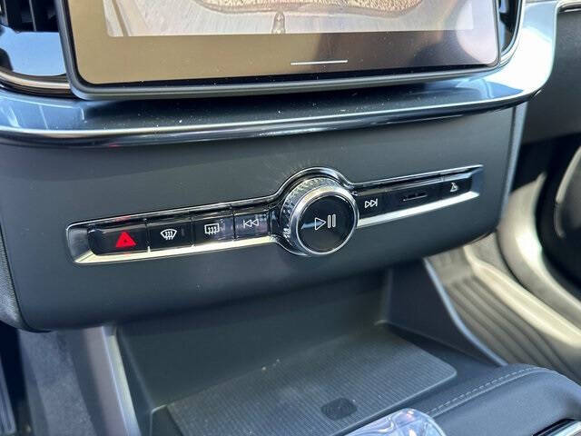 2026 Volvo XC90 B6 Plus 7P