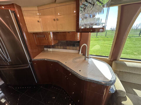 2001 Prevost Liberty