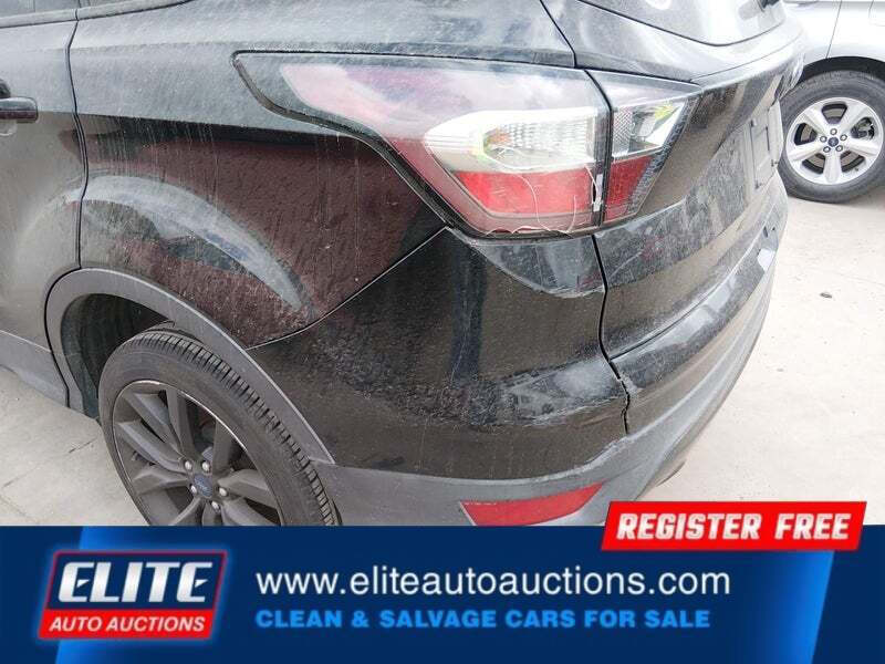 2017 Ford Escape SE