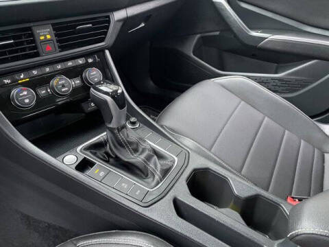 2023 Volkswagen Jetta SE